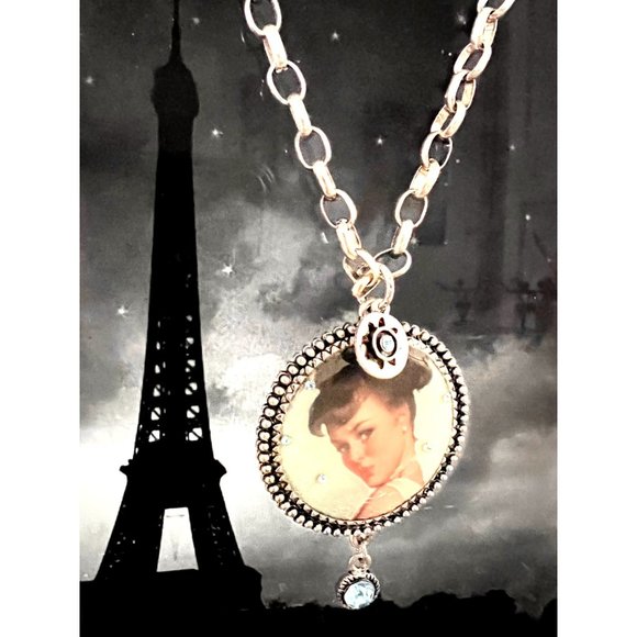 SELFIE Woman Pendant with Chain Necklace and Blue Imitation Crystals - Picture 2 of 4